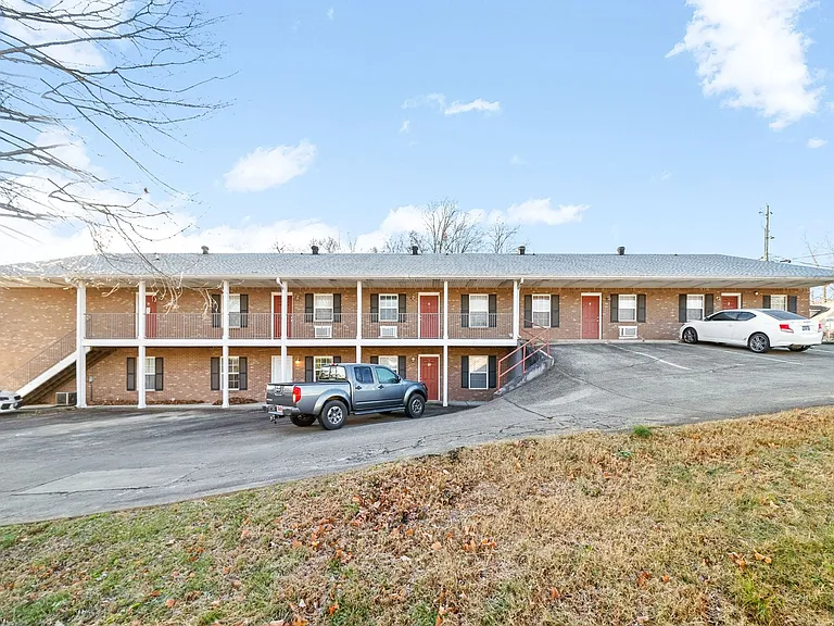 Robb Avenue-765 (x14) — Photo 17