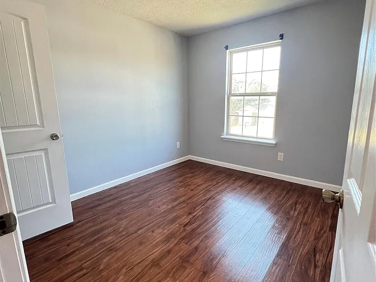 7328 Market St — Photo 11