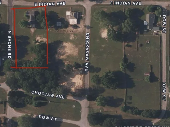 3304 N Bache Rd, McAlester, OK 74501