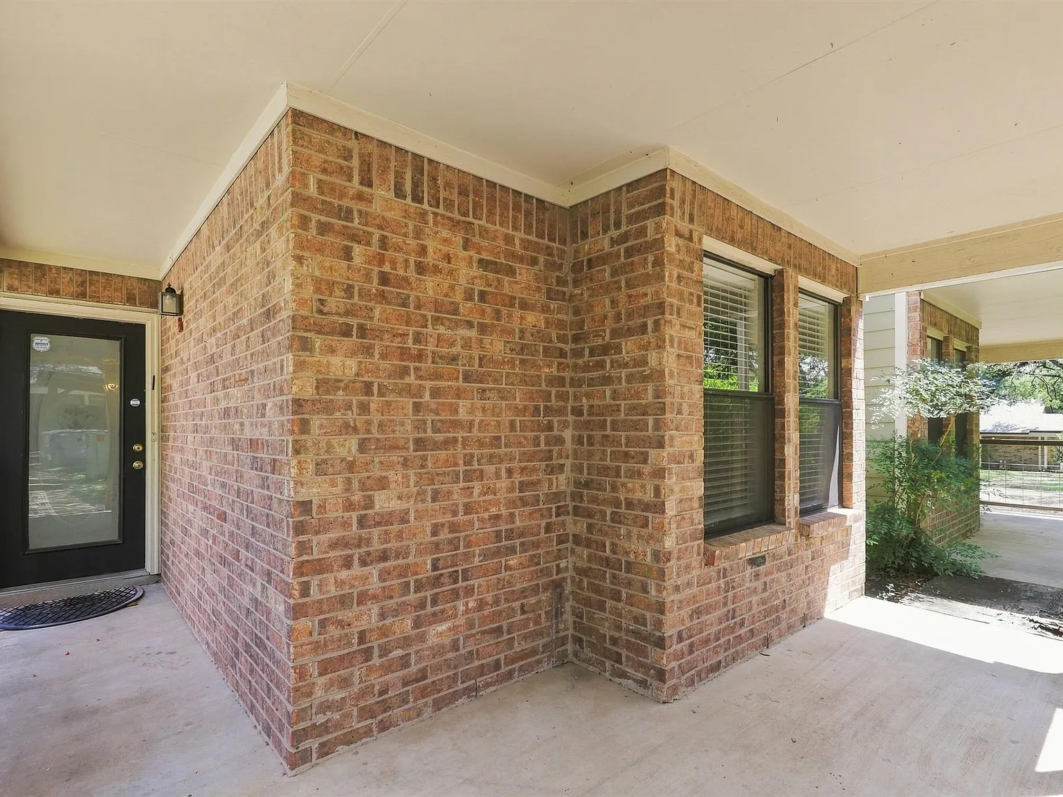 2 bed, 2.0 bath, 1150 sqft, $1,750 — Photo 4