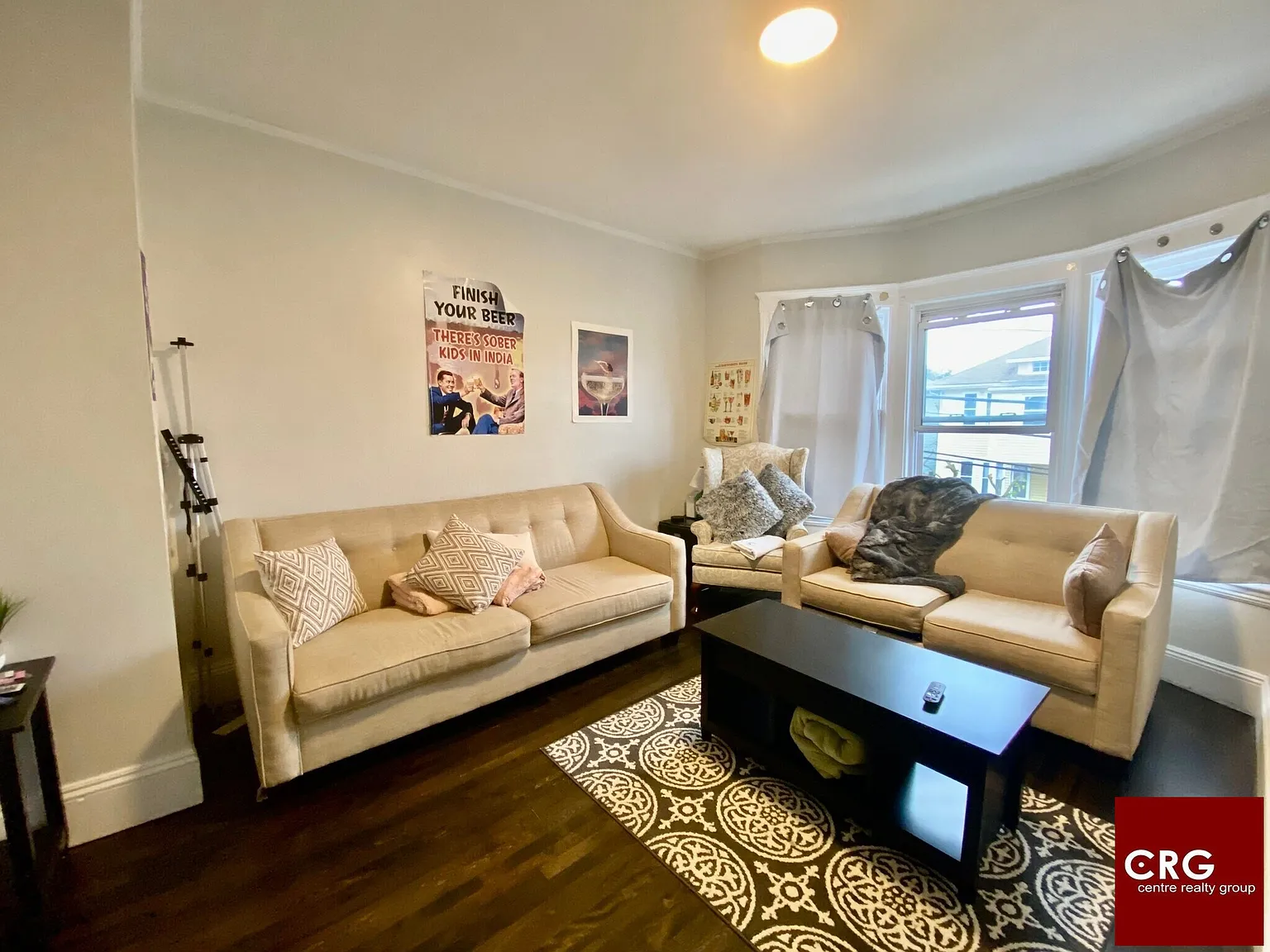 4 bed, 1.5 bath, 1100 sqft, $5,700 — Photo 4