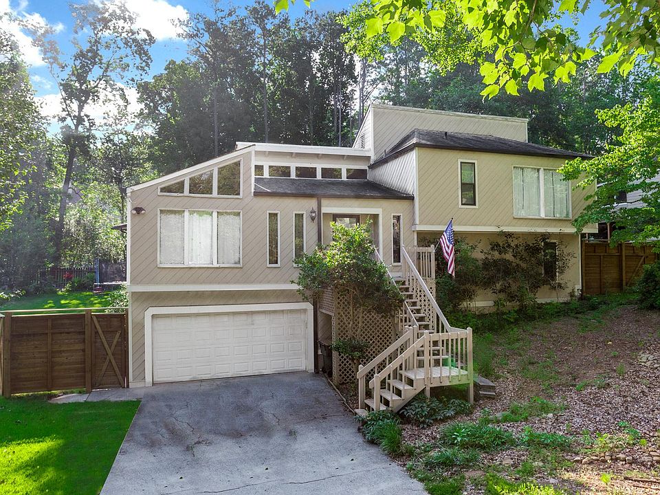 1st image of 3512 Parkview Dr
