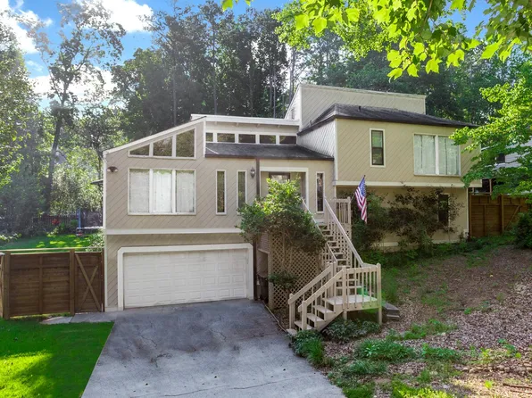 3512 Parkview Dr, Marietta, GA 30062