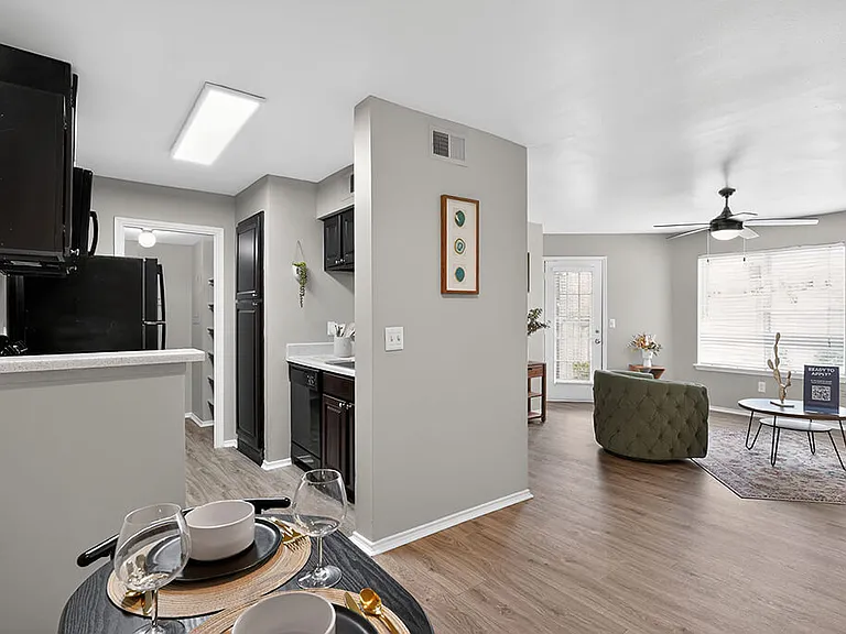 Landmark at Wynton Pointe Apartment Homes — Photo 24