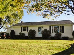 44 Jervis Rd, Grove City, PA 16127