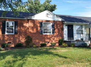 1004 Walker St, Elizabethton, TN 37643