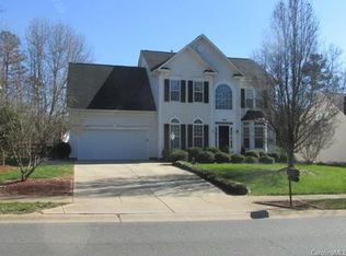 858 Knightsbridge Rd, Fort Mill, SC 29708
