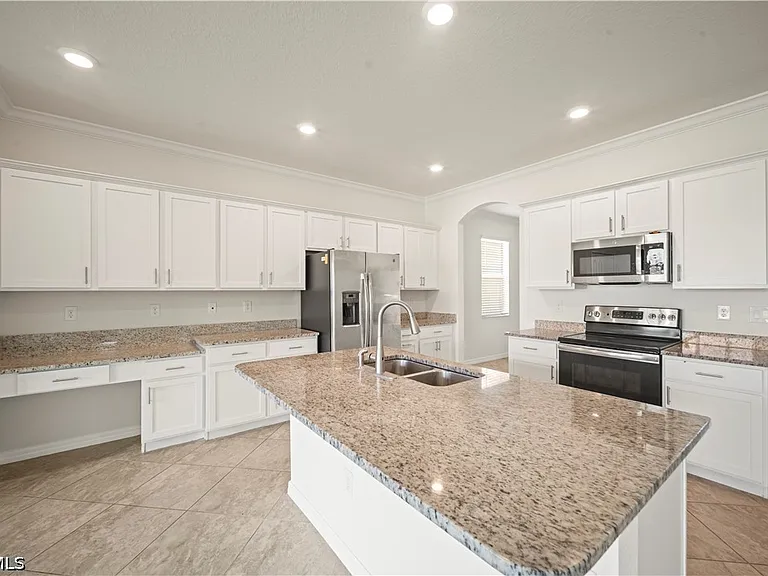 4234 Bluegrass Dr — Photo 5