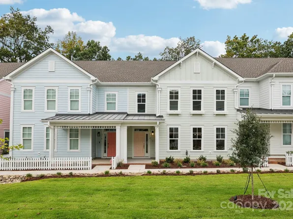 274 Gilead Rd, Huntersville, NC 28078