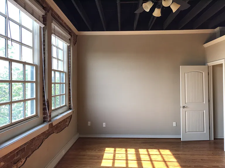 208 N Bryan Ave #22 — Photo 8