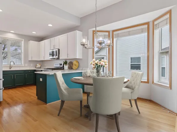 755 Woodduck Dr, Woodbury, MN 55125