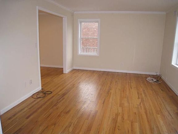 House 018