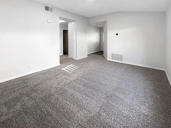 2nd image of 4021 Beaver Creek Ct