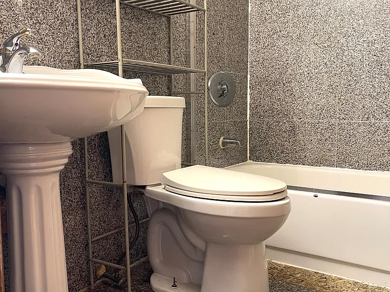 45 Division St #2L — Photo 6