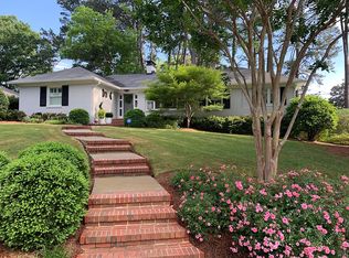 895 Dean Dr NW, Atlanta, GA 30318