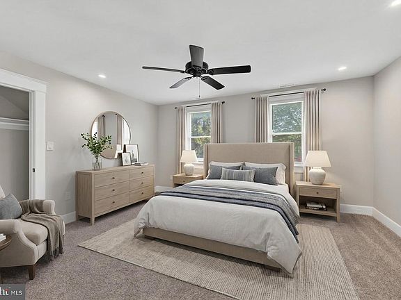 5th image of 3405 Parkside Dr