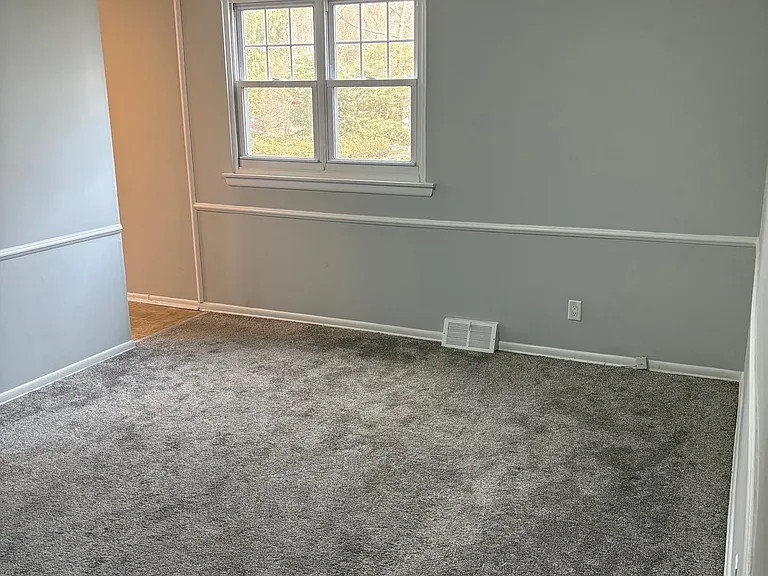 284 Osborn St #1 — Photo 7