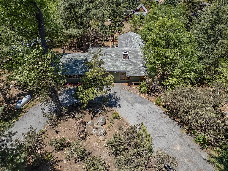 25465 Seneca Dr — Photo 71