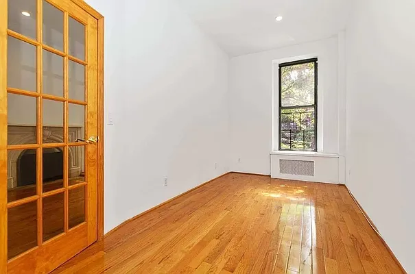 Rented by REAL New York | media 15