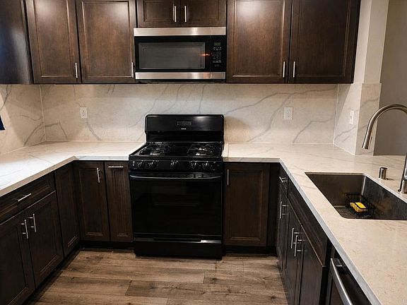 4th image of 8710 Spring Canyon Dr