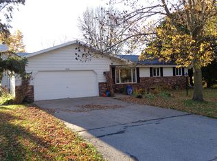 N5682 Riverside Dr, Shawano, WI 54166