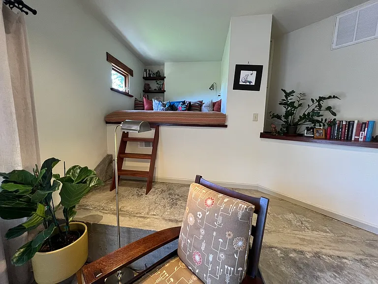 3266 Robinson Dr — Photo 14