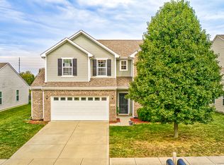 848 Briarstone Dr, Greenwood, IN 46143