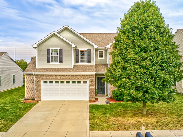 848 Briarstone Dr, Greenwood, IN 46143