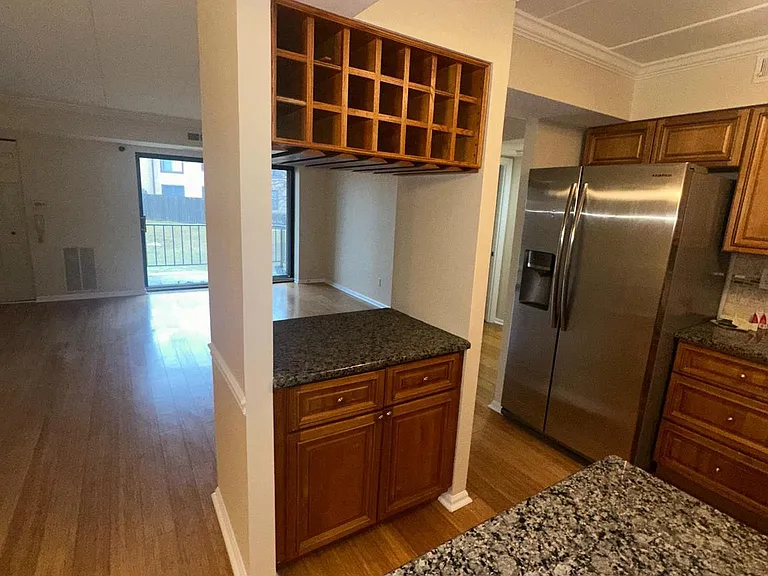 27 Oakridge Dr #2 — Photo 7
