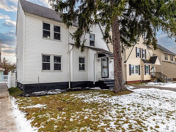 3rd image of 14102 Christine Ave