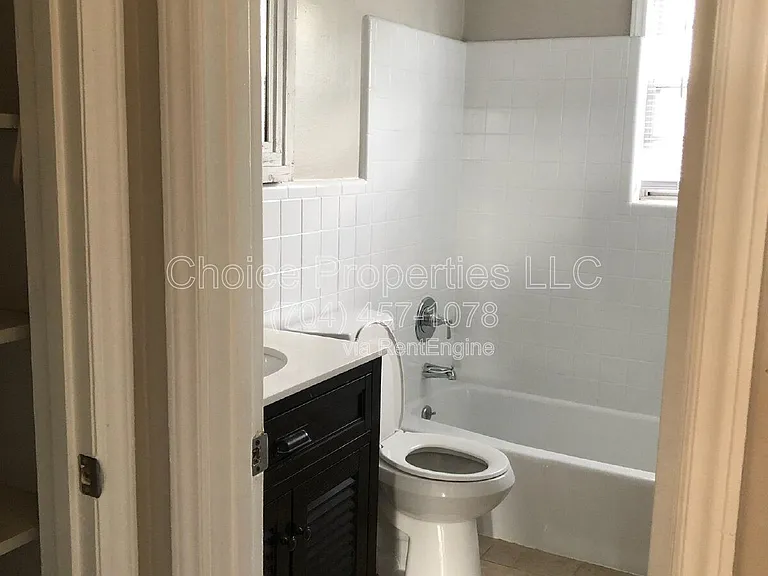 5804 Cedars East Ct #7 — Photo 19
