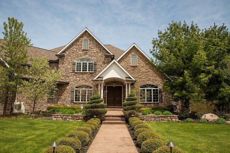 1st image of 4510 Stillwater Cir