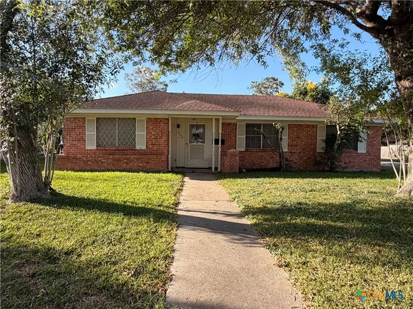 3206 Erwin Ave, Victoria, TX 77901