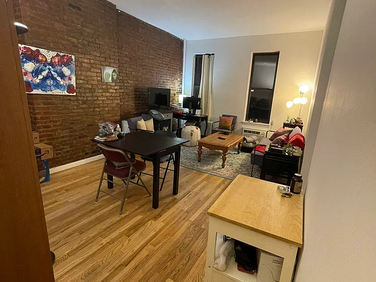 328 E 94th St #2A — Photo 2