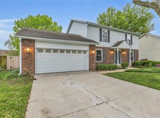 11409 W 106th St, Overland Park, KS 66214