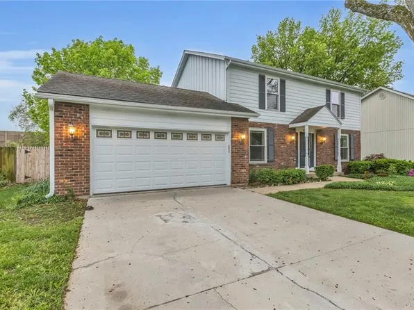 11409 W 106th St, Overland Park, KS 66214