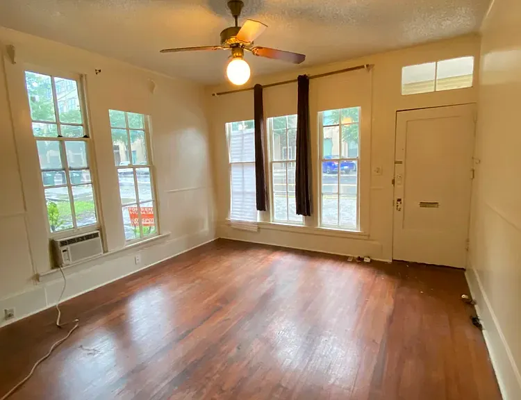 323 W Hutchison St #2 — Photo 5