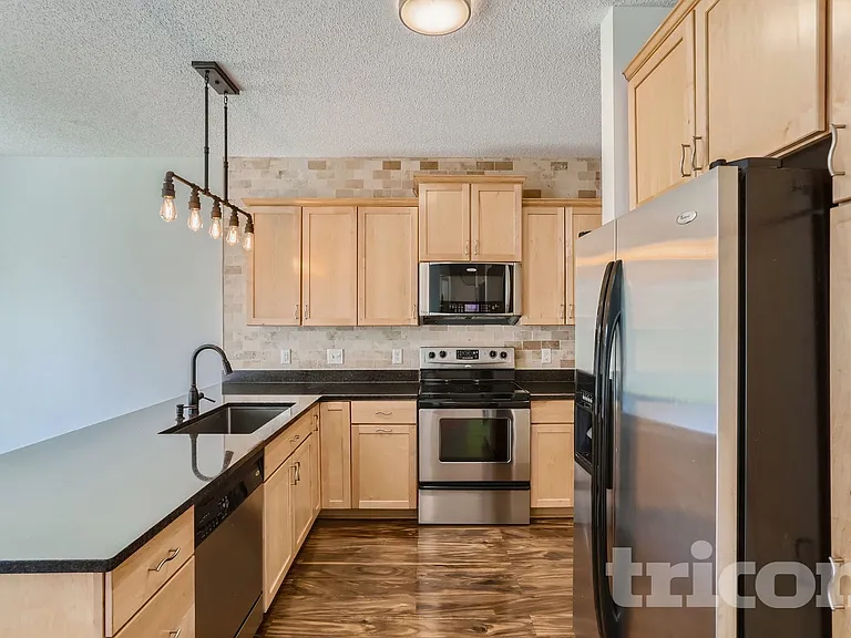 15311 Louisiana Ave — Photo 4