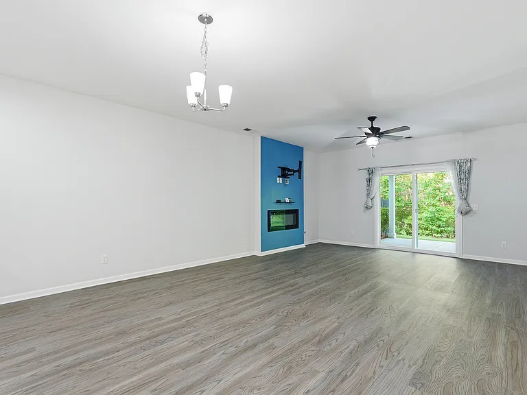 17 Crown Ct — Photo 13