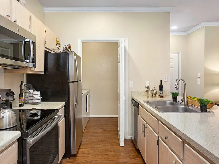 Sonterra Apartment Homes — Photo 93