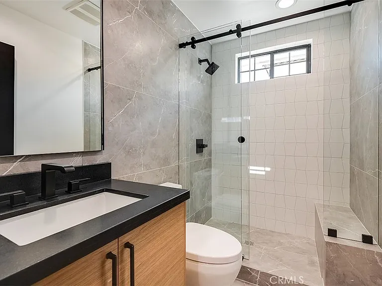 14803 Otsego St — Photo 31