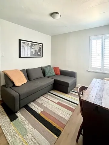 Upstairs office/bedroom 2