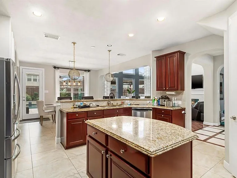 2211 Mad River Ln — Photo 14