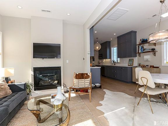 3rd image of 161 Newman St