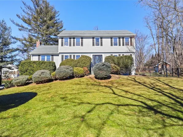 5 Heritage Drive, Pleasantville, NY 10570