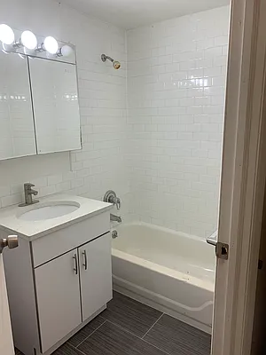 Rented by Property Link Mgmt, LLC | media 33