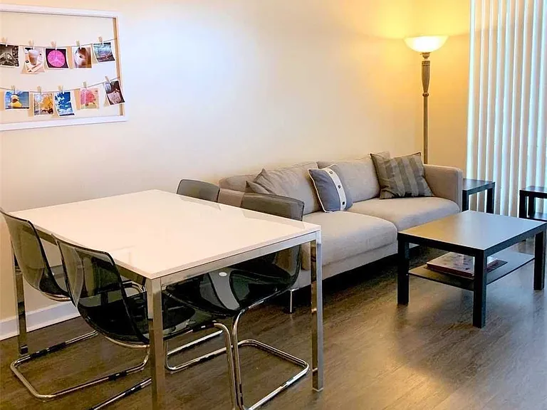 85 Bloor St E #908 — Photo 6