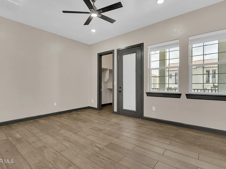 461 Vin Benicarlo Pl — Photo 42