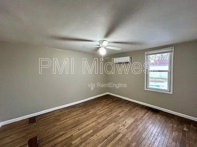 1408 Holland St #A — Photo 8
