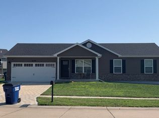230 Winter Wheat Dr, Wright City, MO 63390